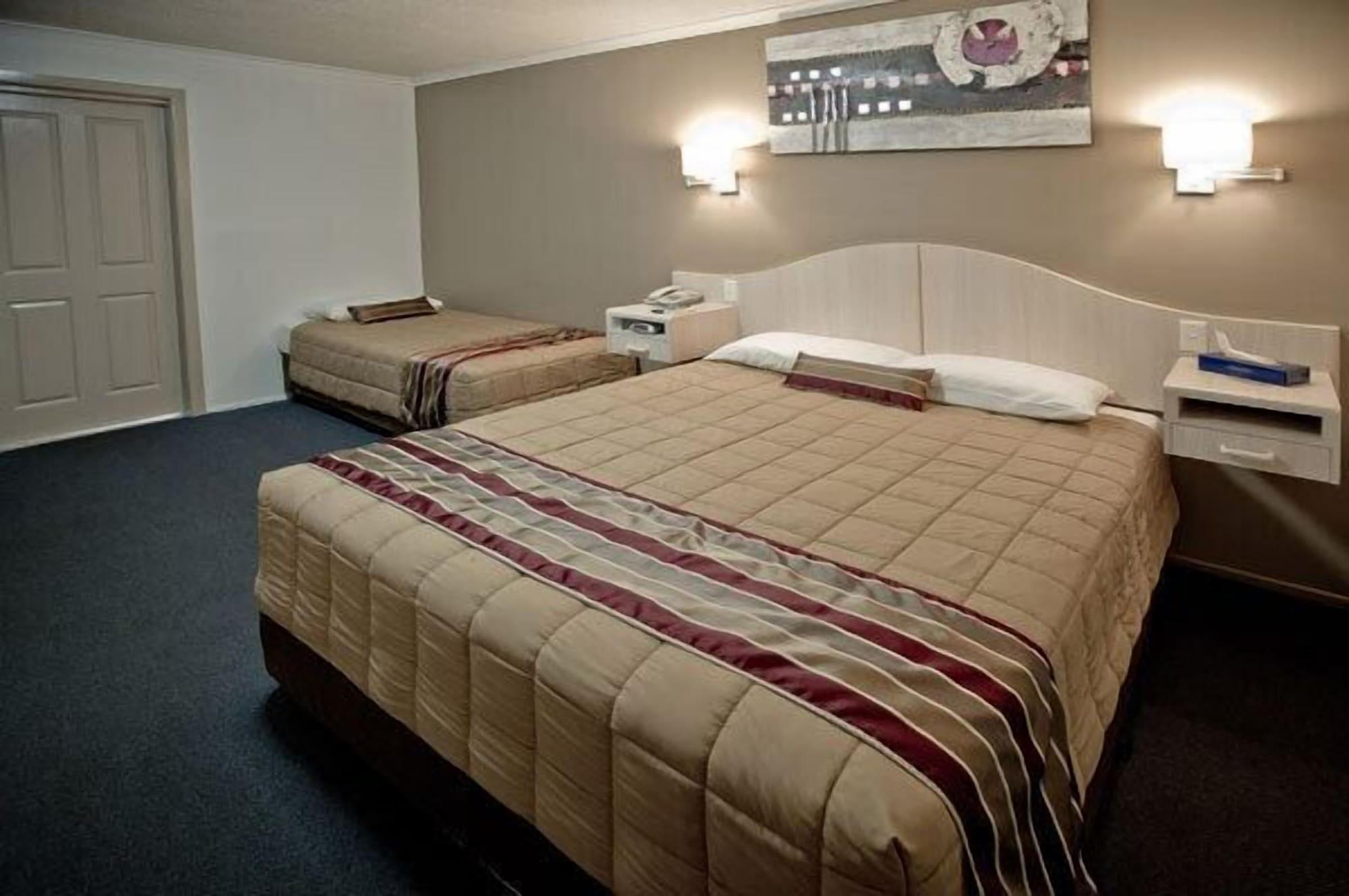 Centrepoint Motor Inn Rockhampton Extérieur photo