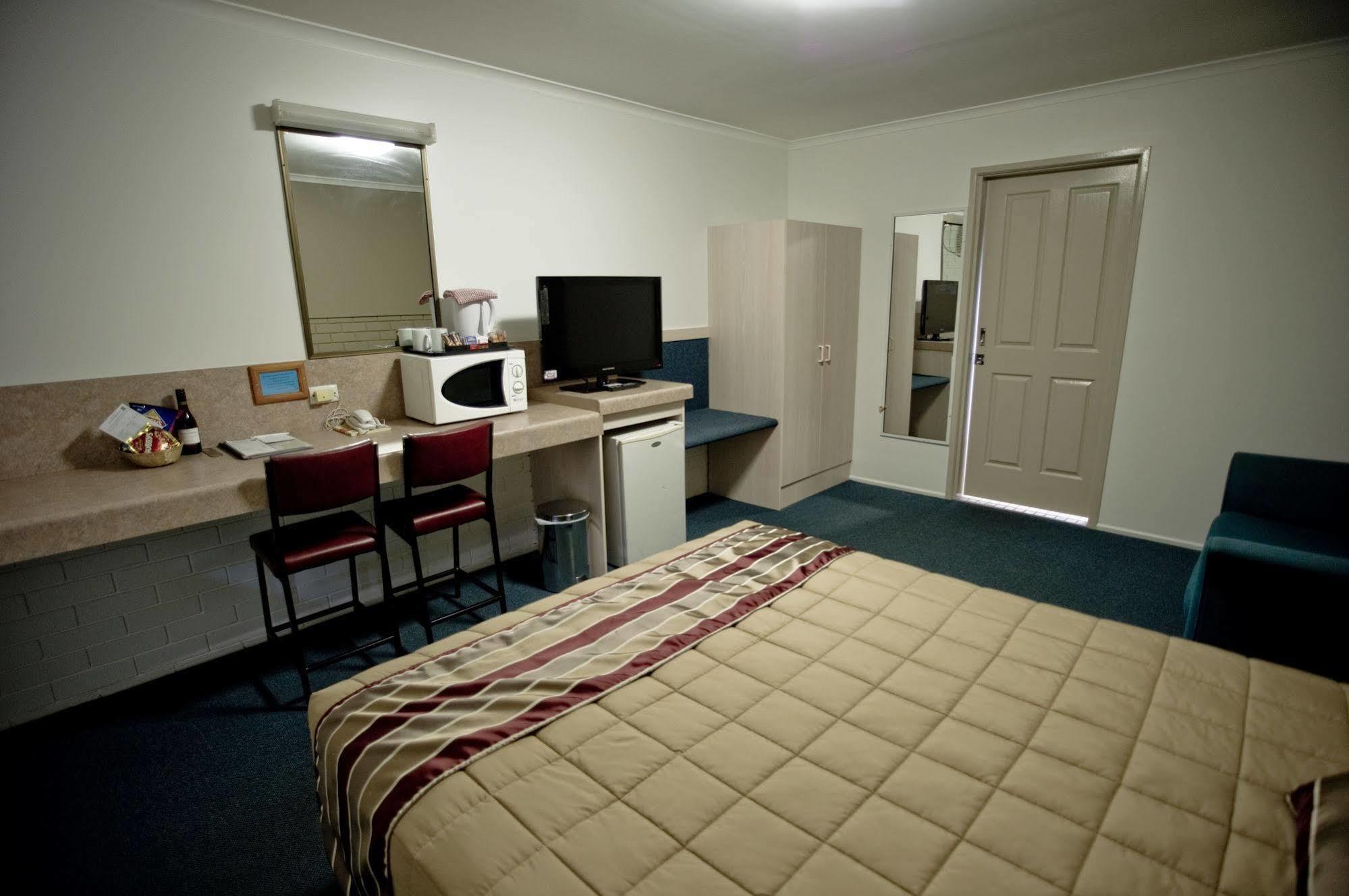 Centrepoint Motor Inn Rockhampton Extérieur photo