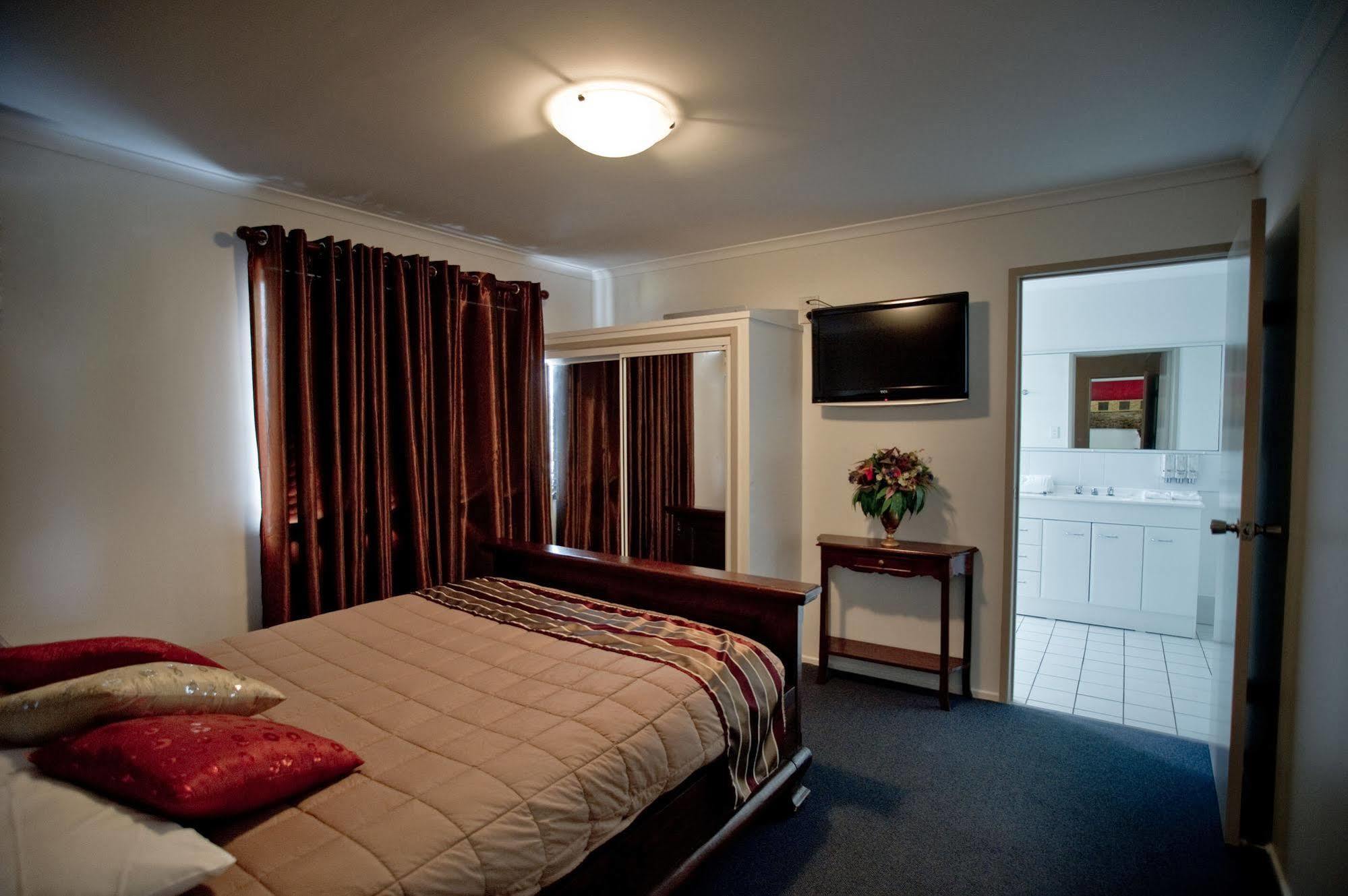 Centrepoint Motor Inn Rockhampton Extérieur photo